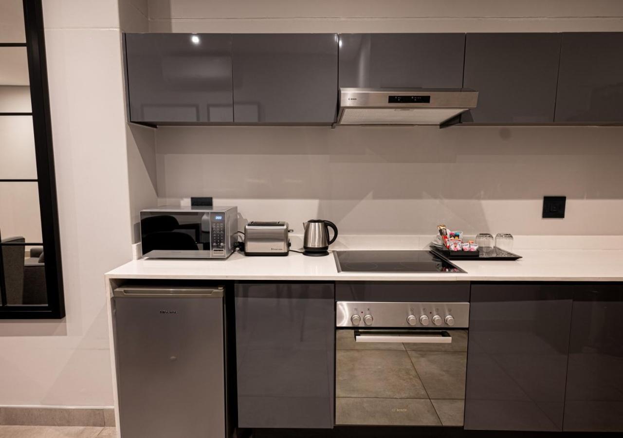 The Catalyst Apartment Hotel By Newmark Йоханесбург Екстериор снимка