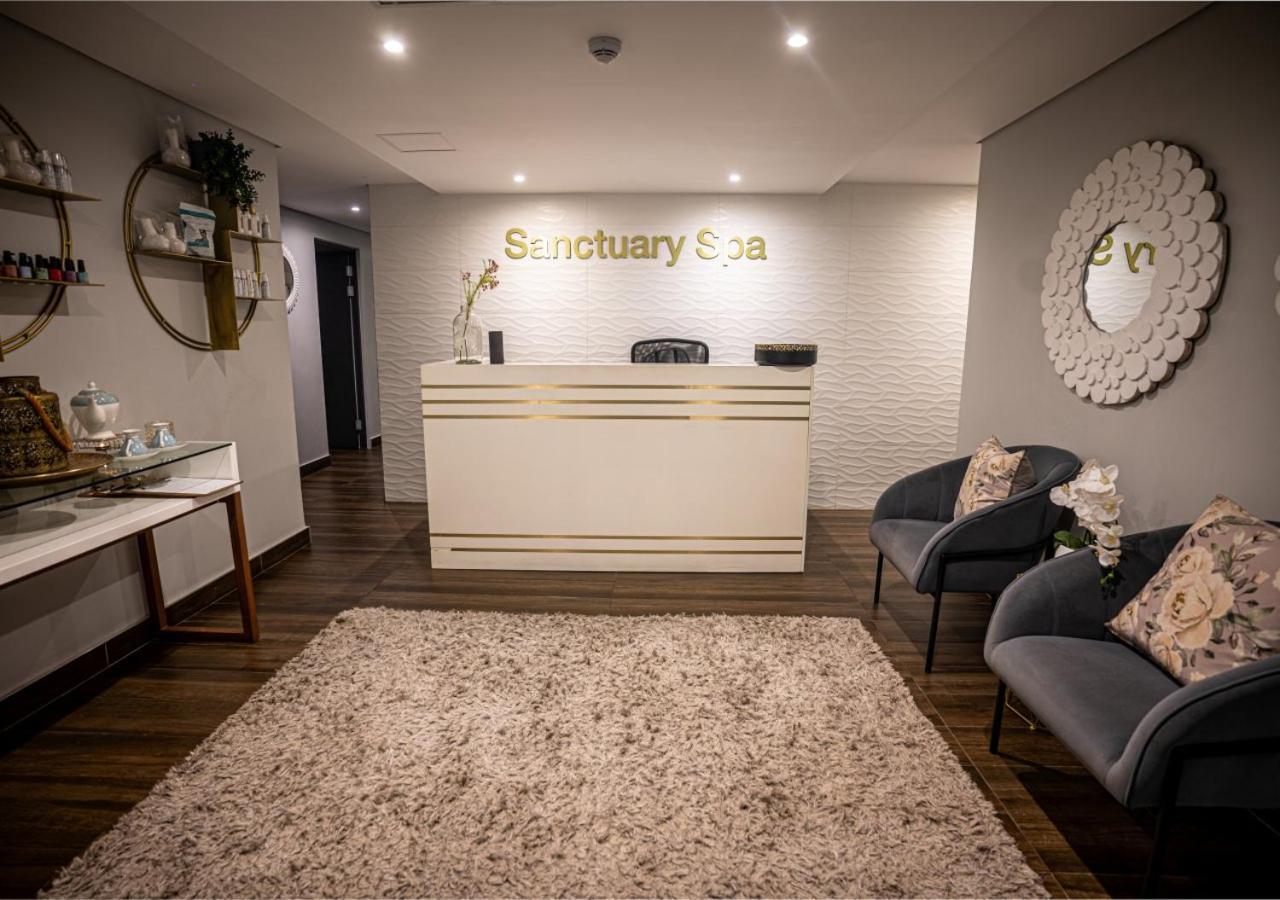 The Catalyst Apartment Hotel By Newmark Йоханесбург Екстериор снимка